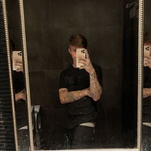 Meet your Posher, Jason